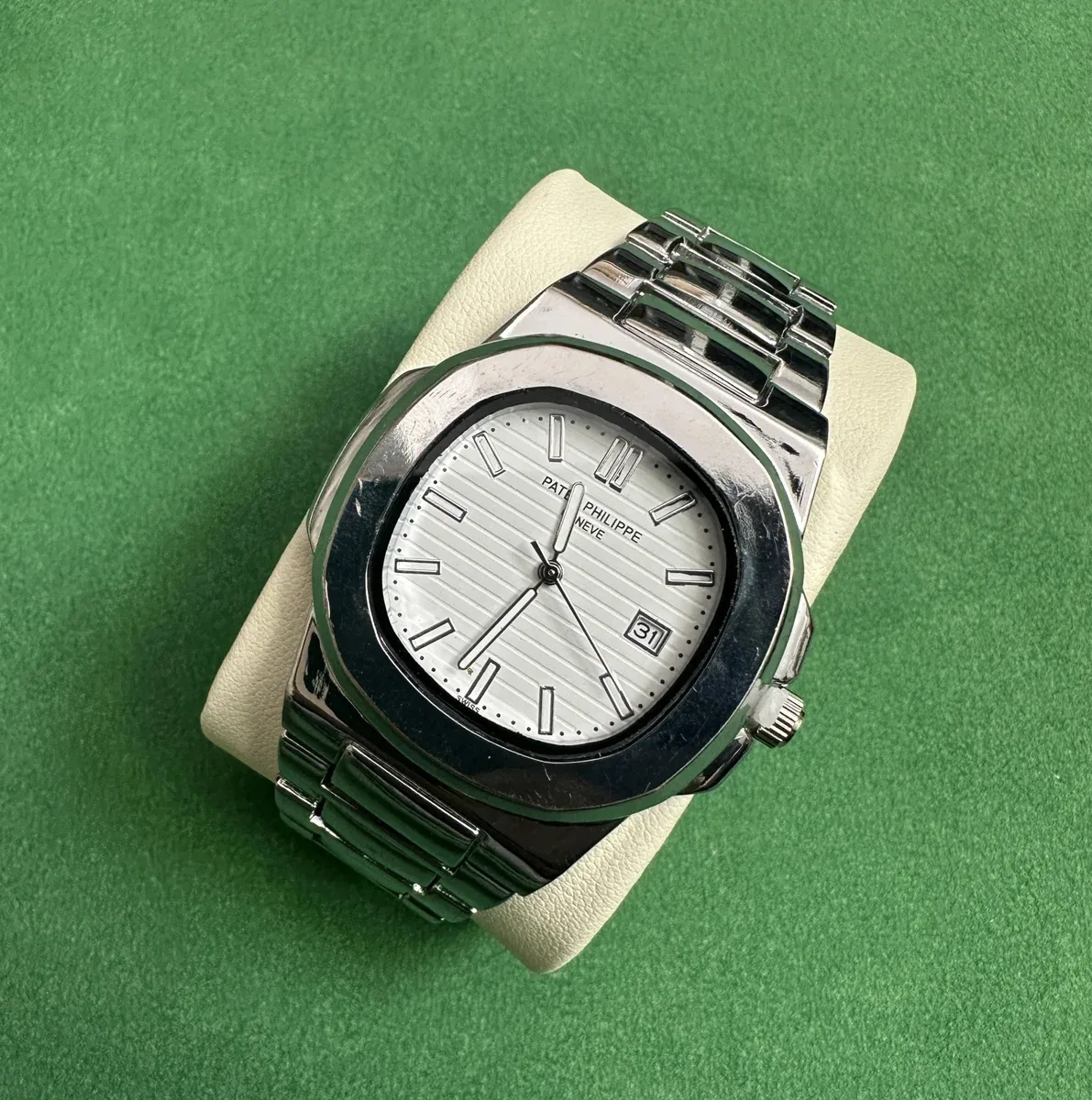 Patek Philippe Nautilus Silver Dial Stainless Steel Watch