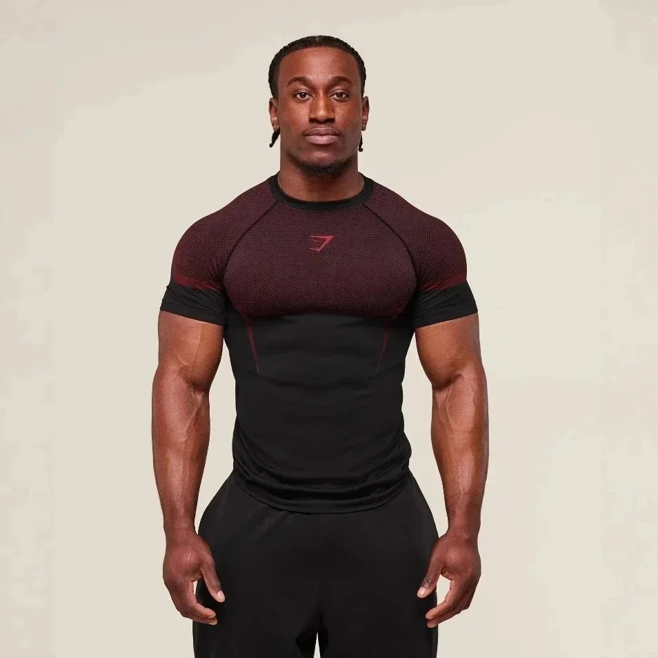Muscle-Fit T-Shirt Black/Red